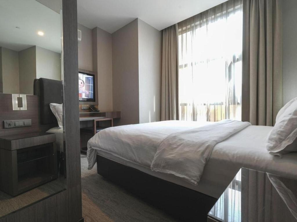 Nuve Stellar 3* Singapura